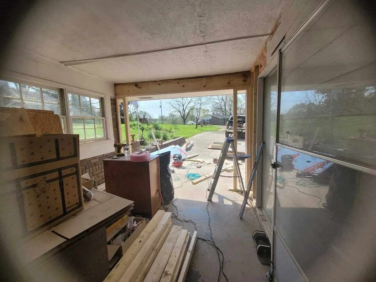 Air movers and dehumidifier for Water Mitigation Services in Fort Edward